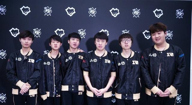 他的传球方 他的传球方